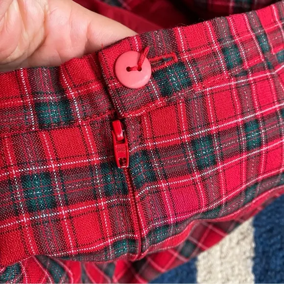 🎄 KIABI DECADE RED GREEN PLAID CHRISTMAS SKIRT!