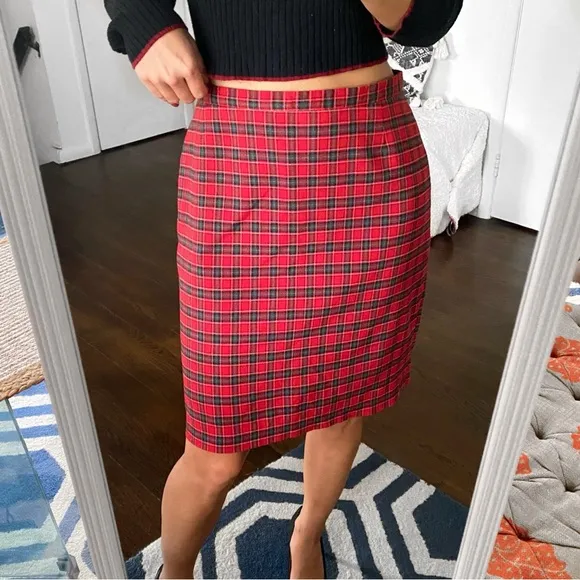 🎄 KIABI DECADE RED GREEN PLAID CHRISTMAS SKIRT!
