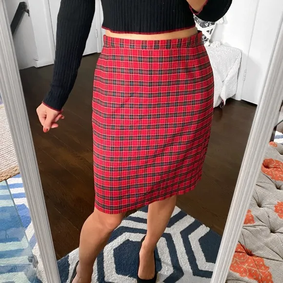 🎄 KIABI DECADE RED GREEN PLAID CHRISTMAS SKIRT!