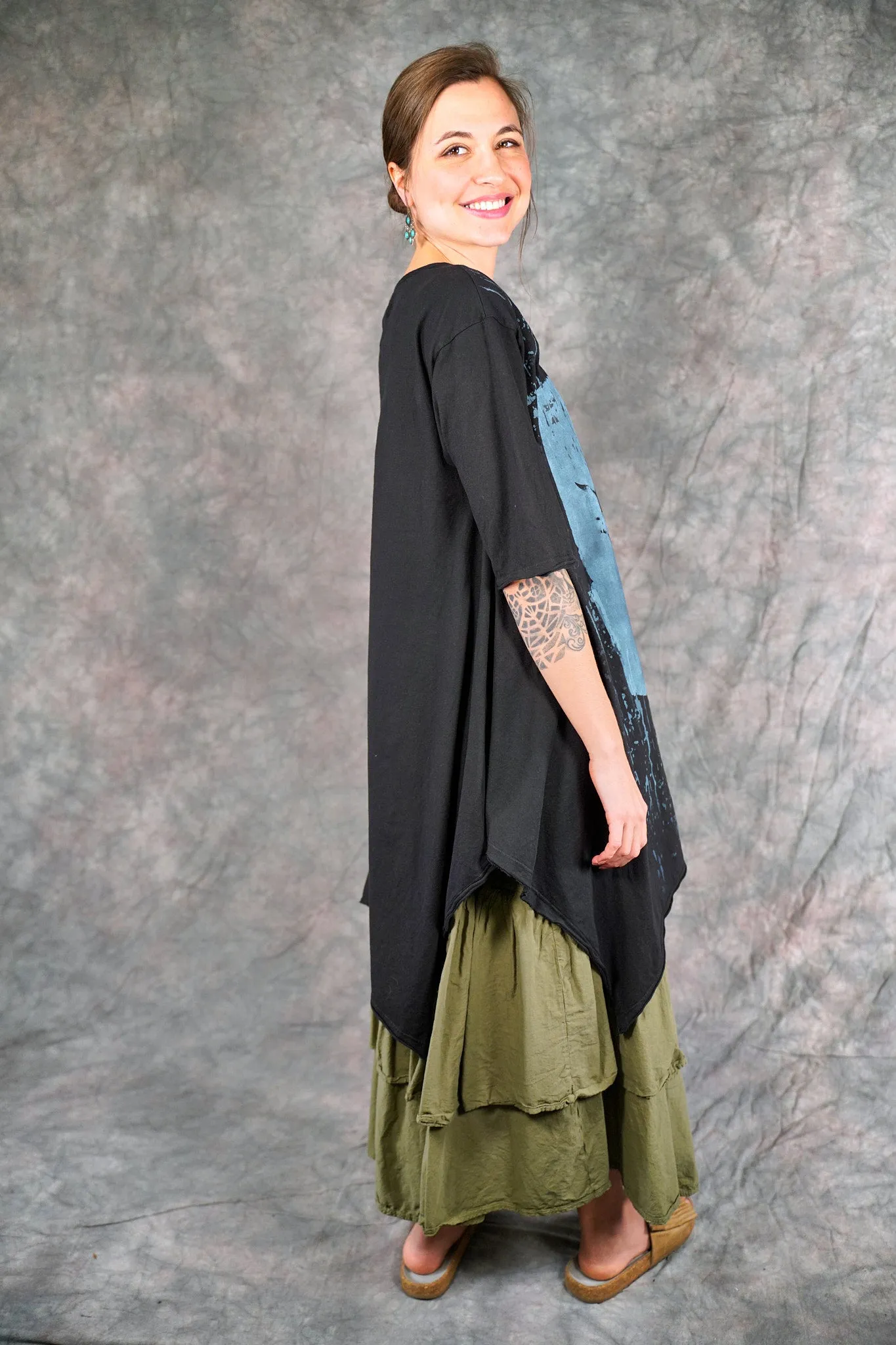 2335 Origami Tunic Black-P