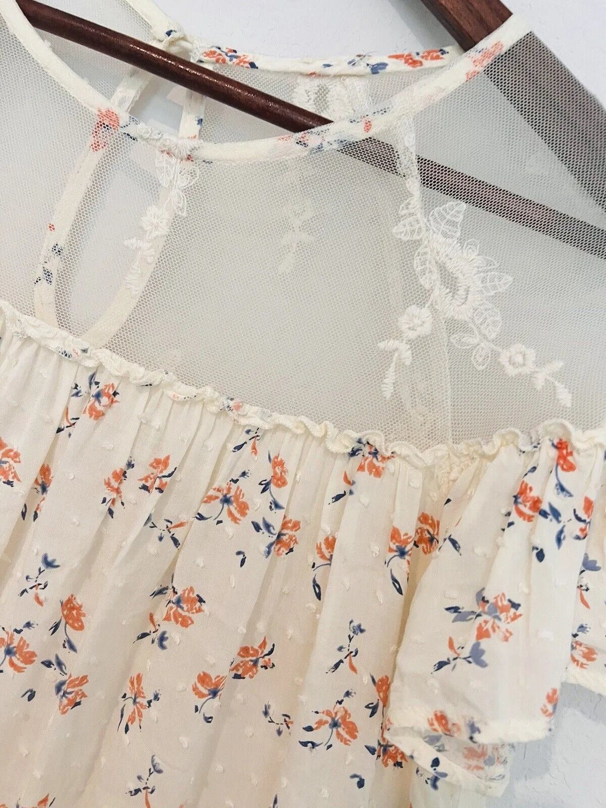ALTAR'D STATE Womens Floral Tunic Top Sz M Lace Short Sleeve Boho Coquette