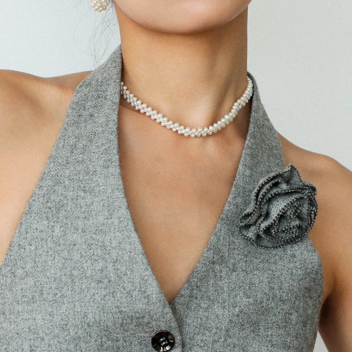 Aurora Lace Handwoven Pearl Necklace