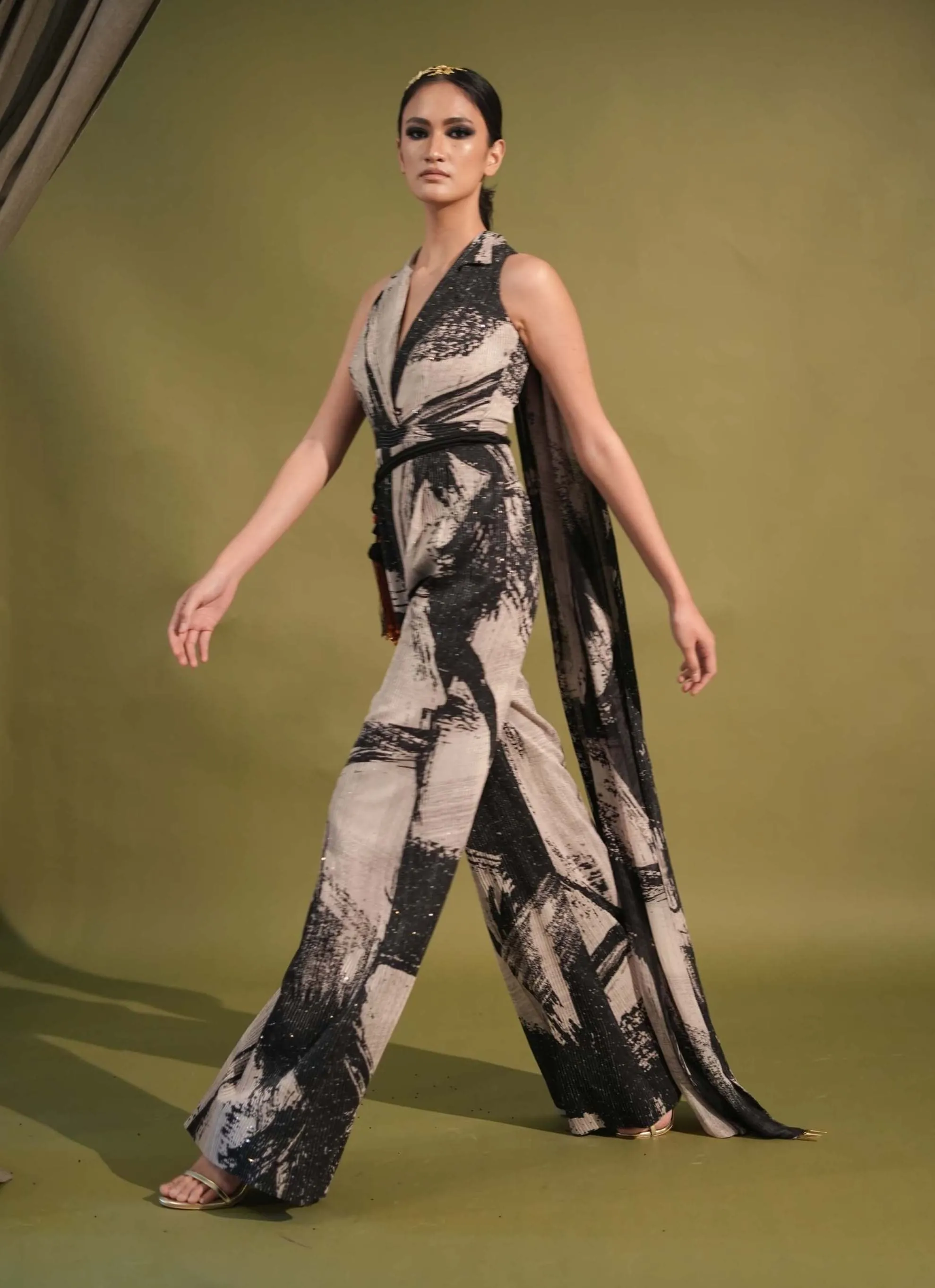 Black & white stroke print jumpsuit sari