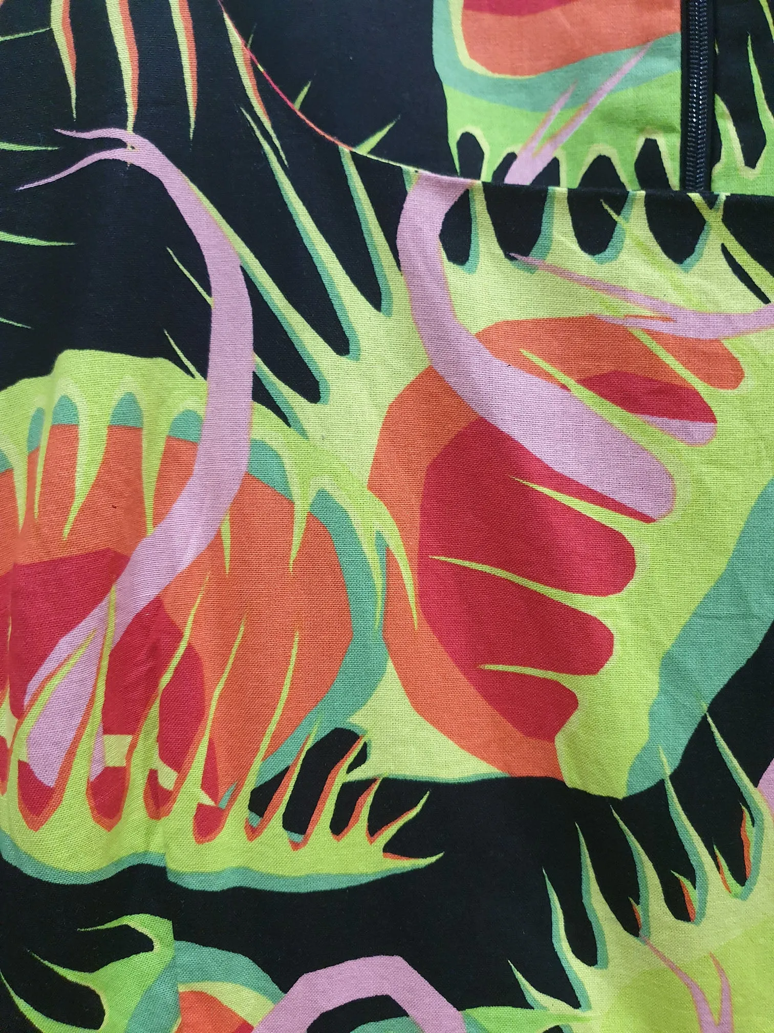 Black Friday venus fly trap print dress size 16