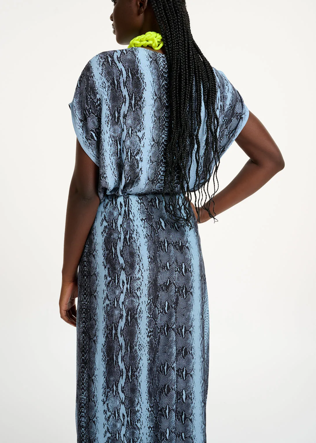 Blue and black snake-print short-sleeved top