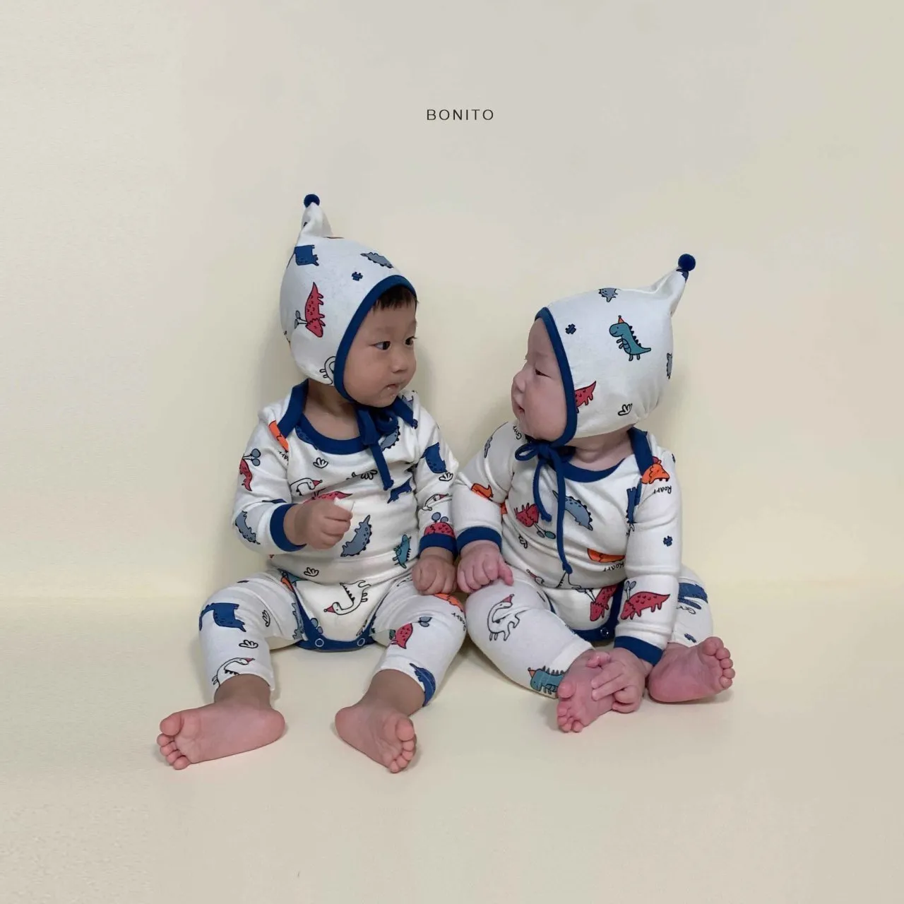 Bonito Tyranno Babygrow Set