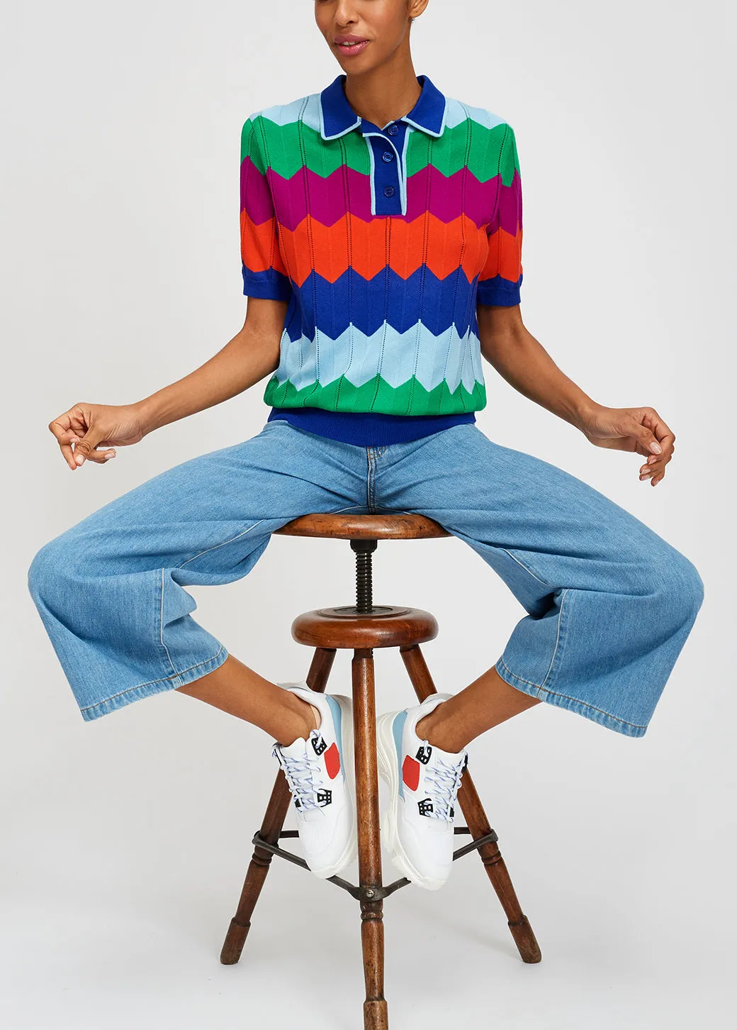 Bright multicolored zigzag pattern knitted polo shirt