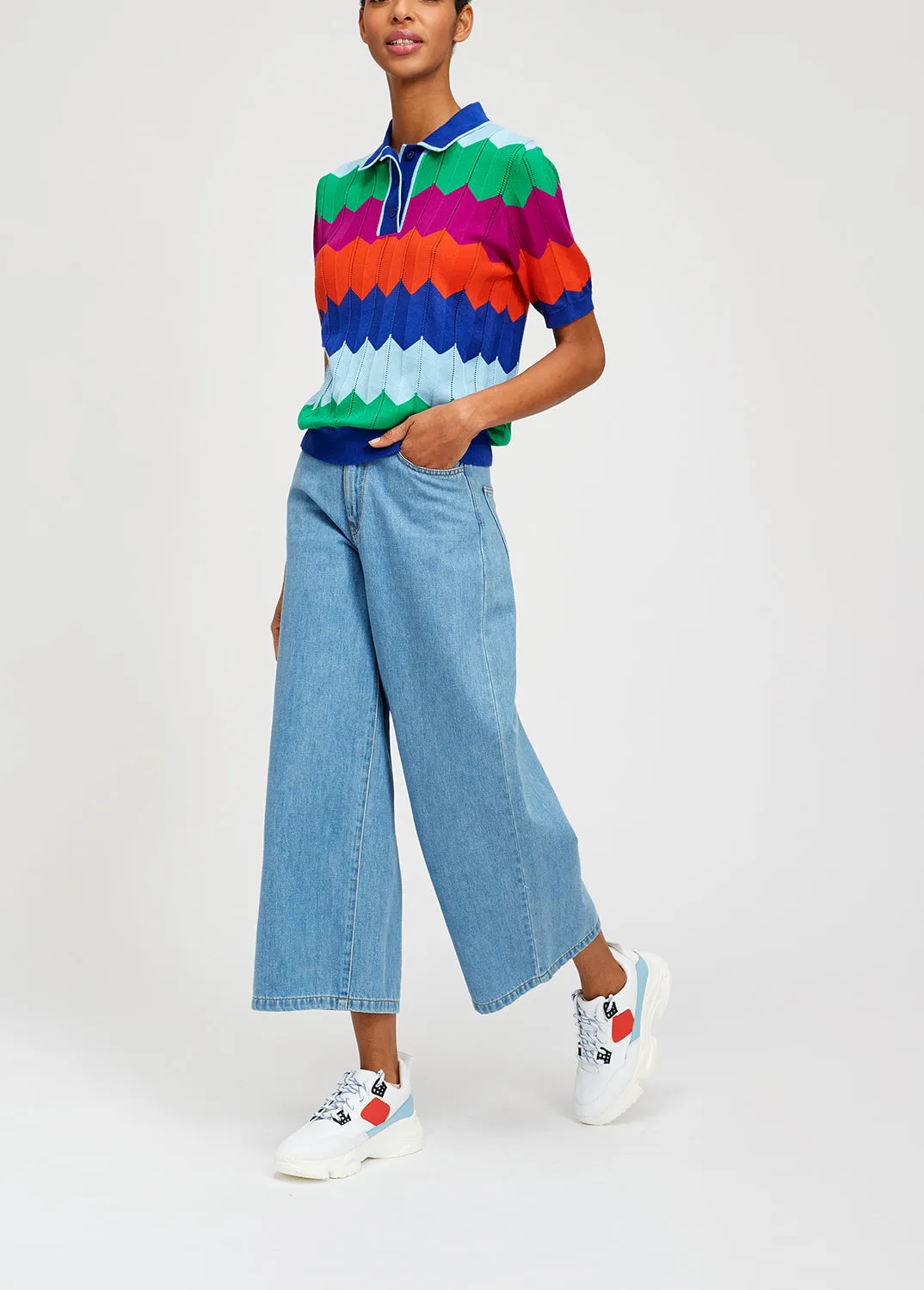 Bright multicolored zigzag pattern knitted polo shirt