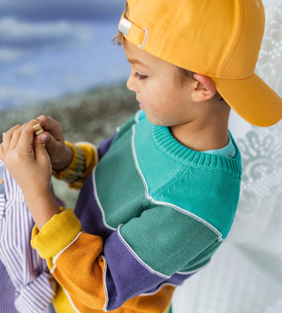Chandail en tricot à rayures colorées, enfant||Knit sweater with colorful stripes, child