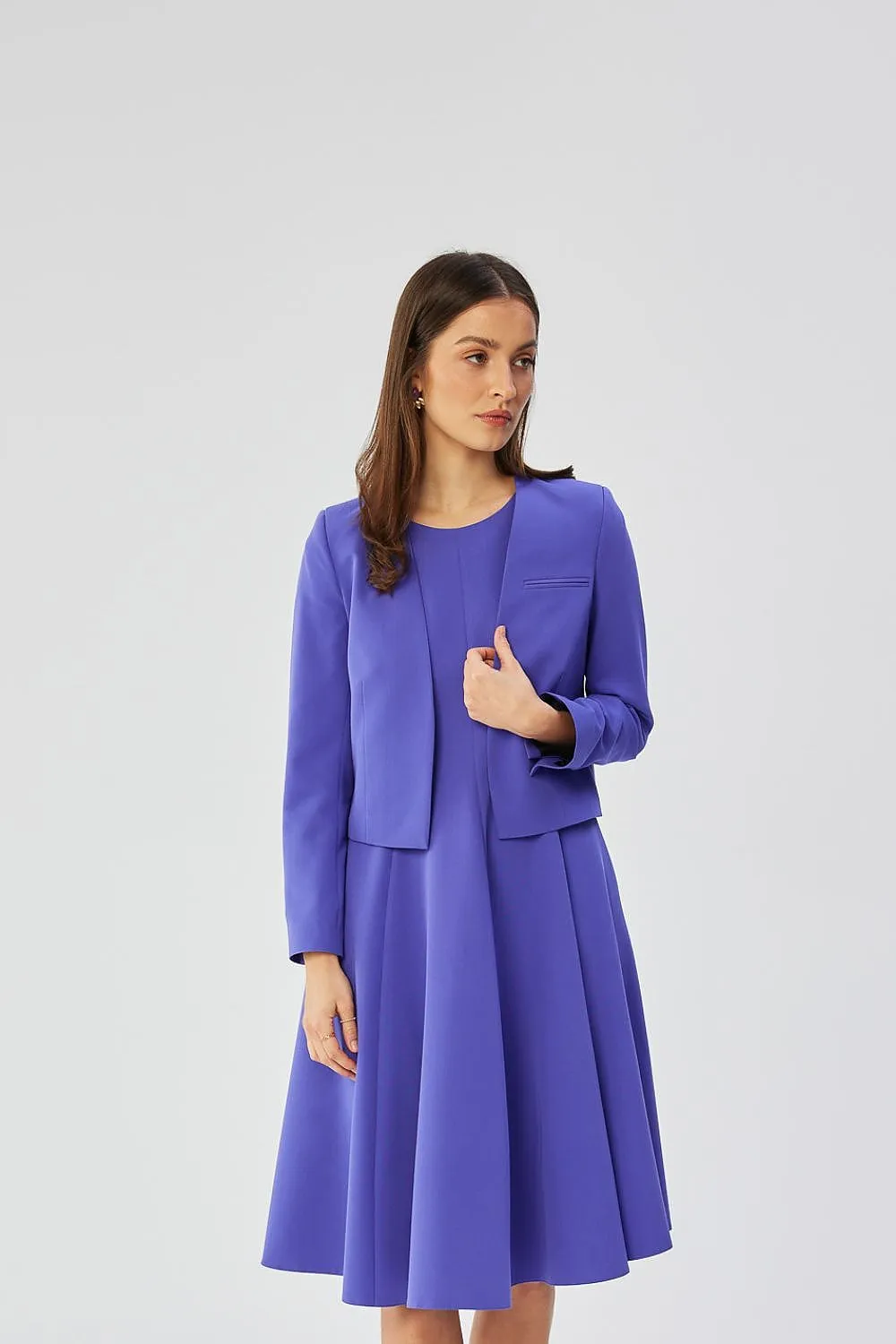 Chic No-Collar Jacket Design