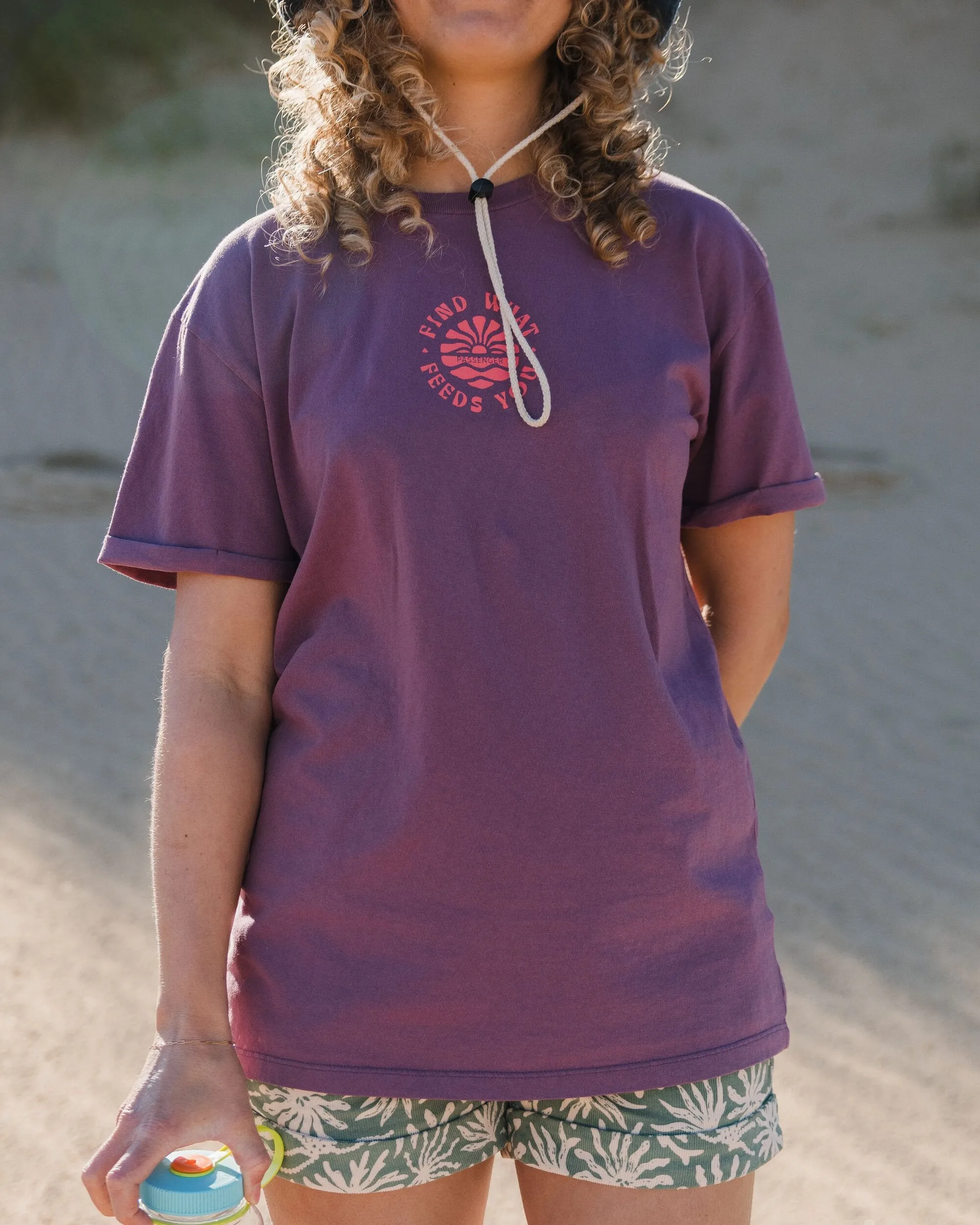 Discovery Rolled Sleeve T-Shirt - Berry