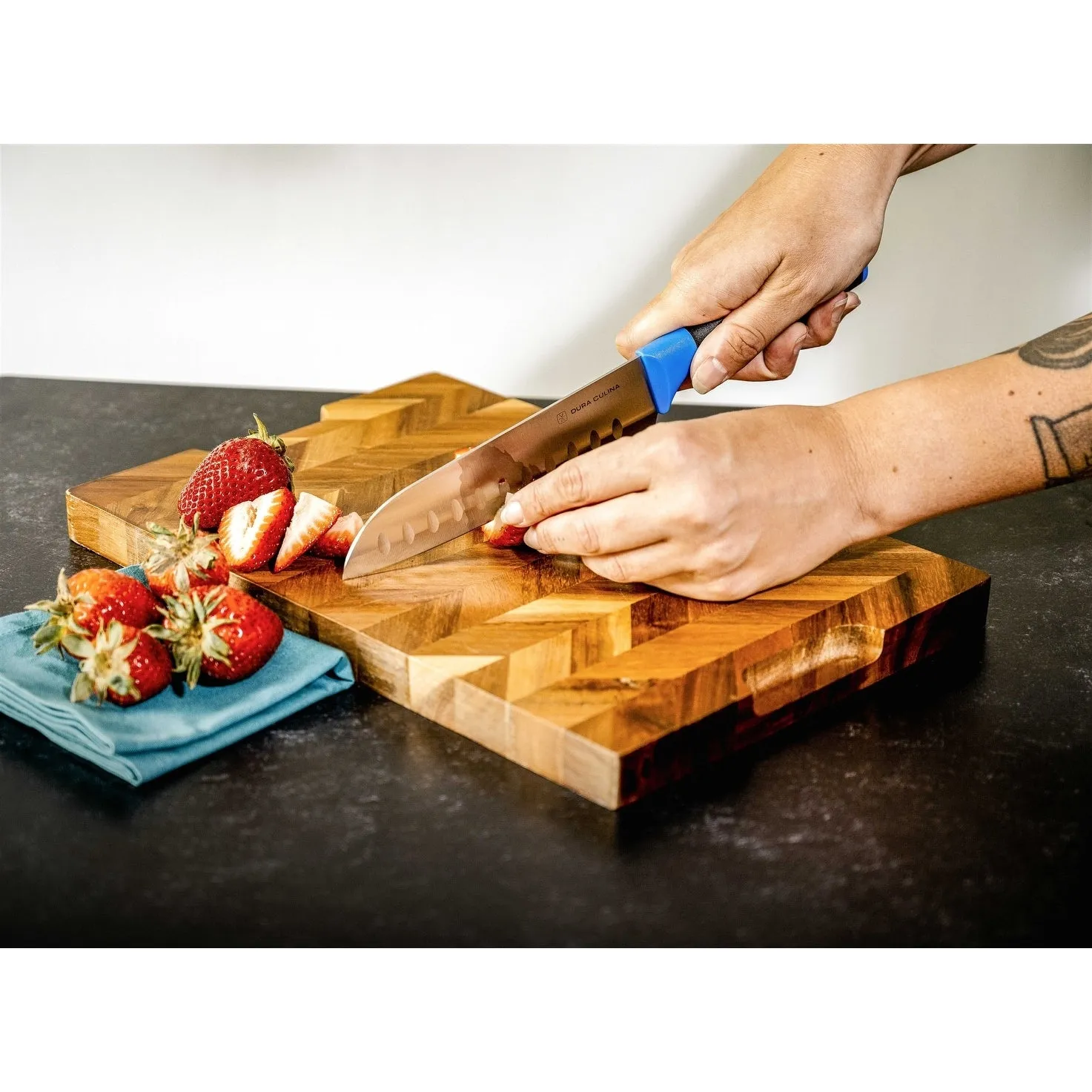 Dura Living 2-Piece Santoku Kitchen Knife Set -With Blade Guards - Black