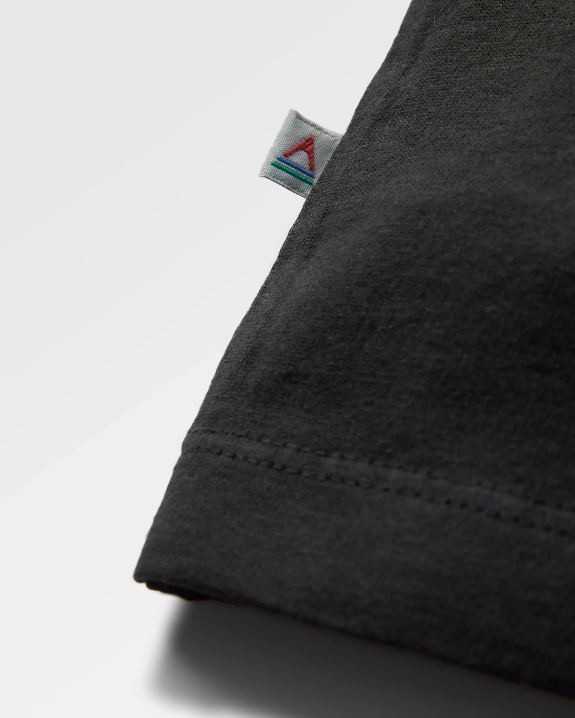 Elbio Relaxed Fit LS T-Shirt - Black