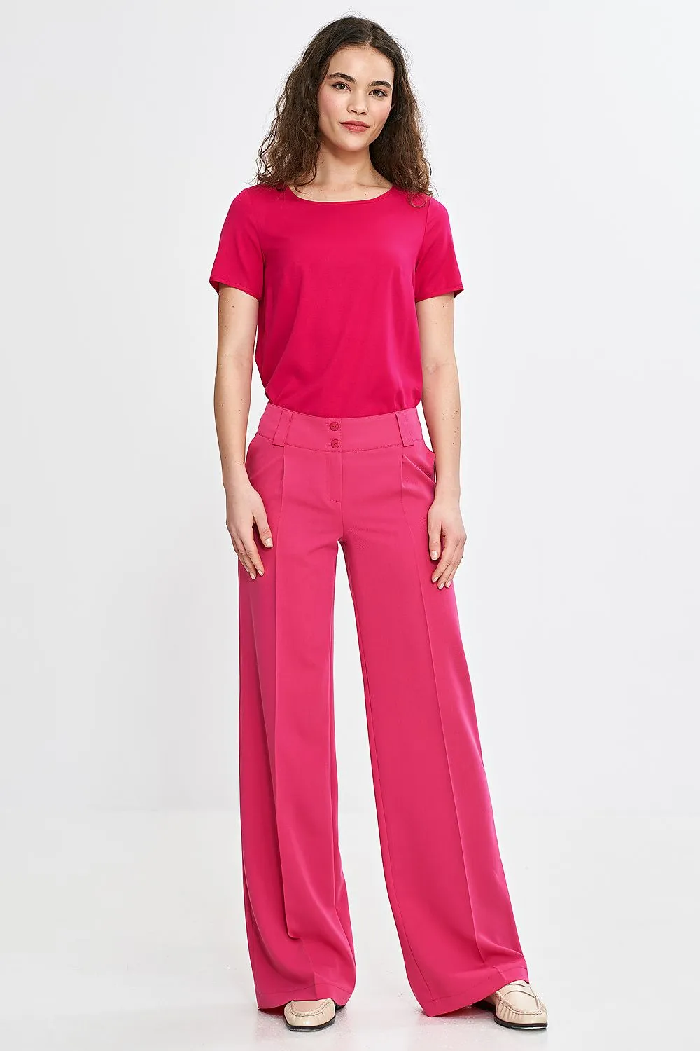 Elegant Boat-Neck Blouse with Short Sleeves