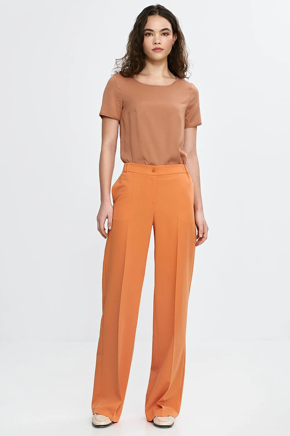 Elegant Boat-Neck Blouse with Short Sleeves