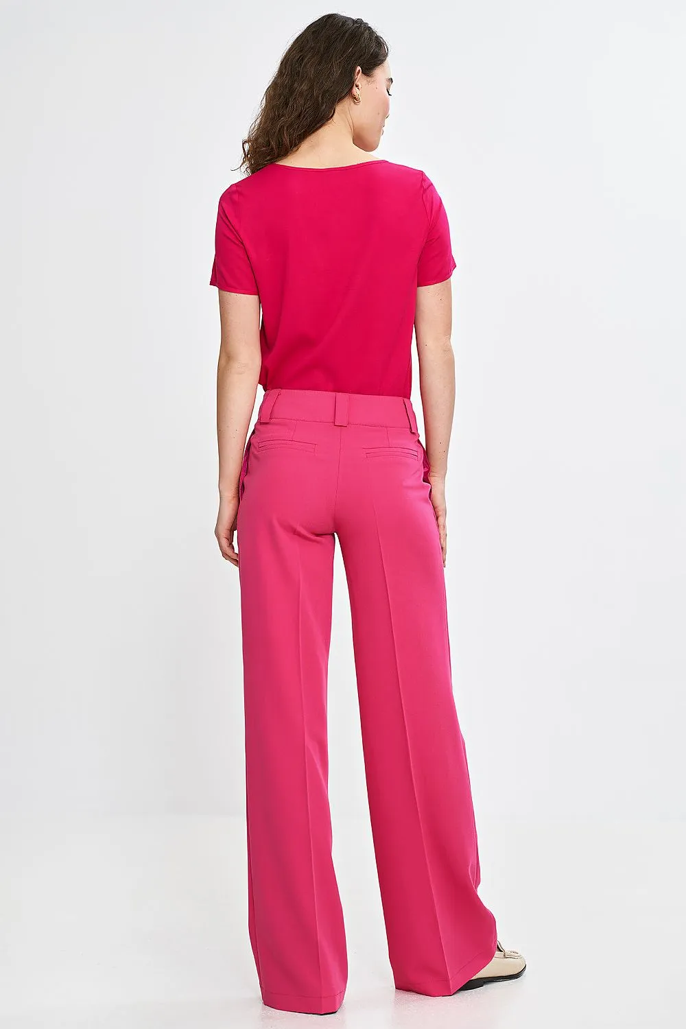 Elegant Boat-Neck Blouse with Short Sleeves