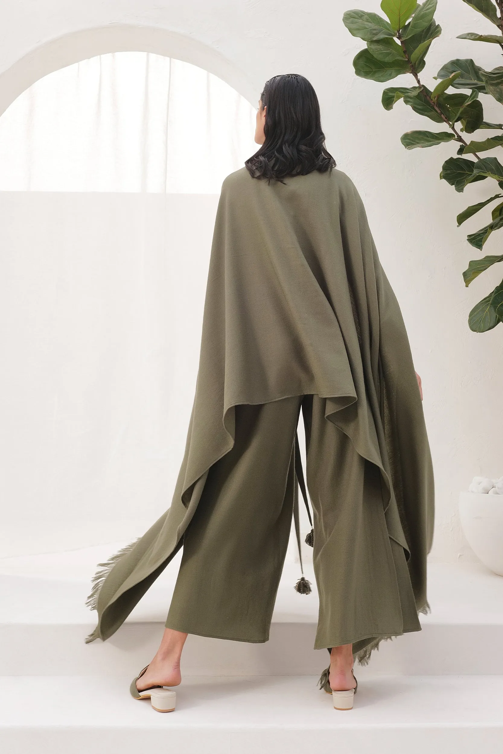 Hallstatt Woollen Jumpsuit & Sand Woollen Shawl (Moss)