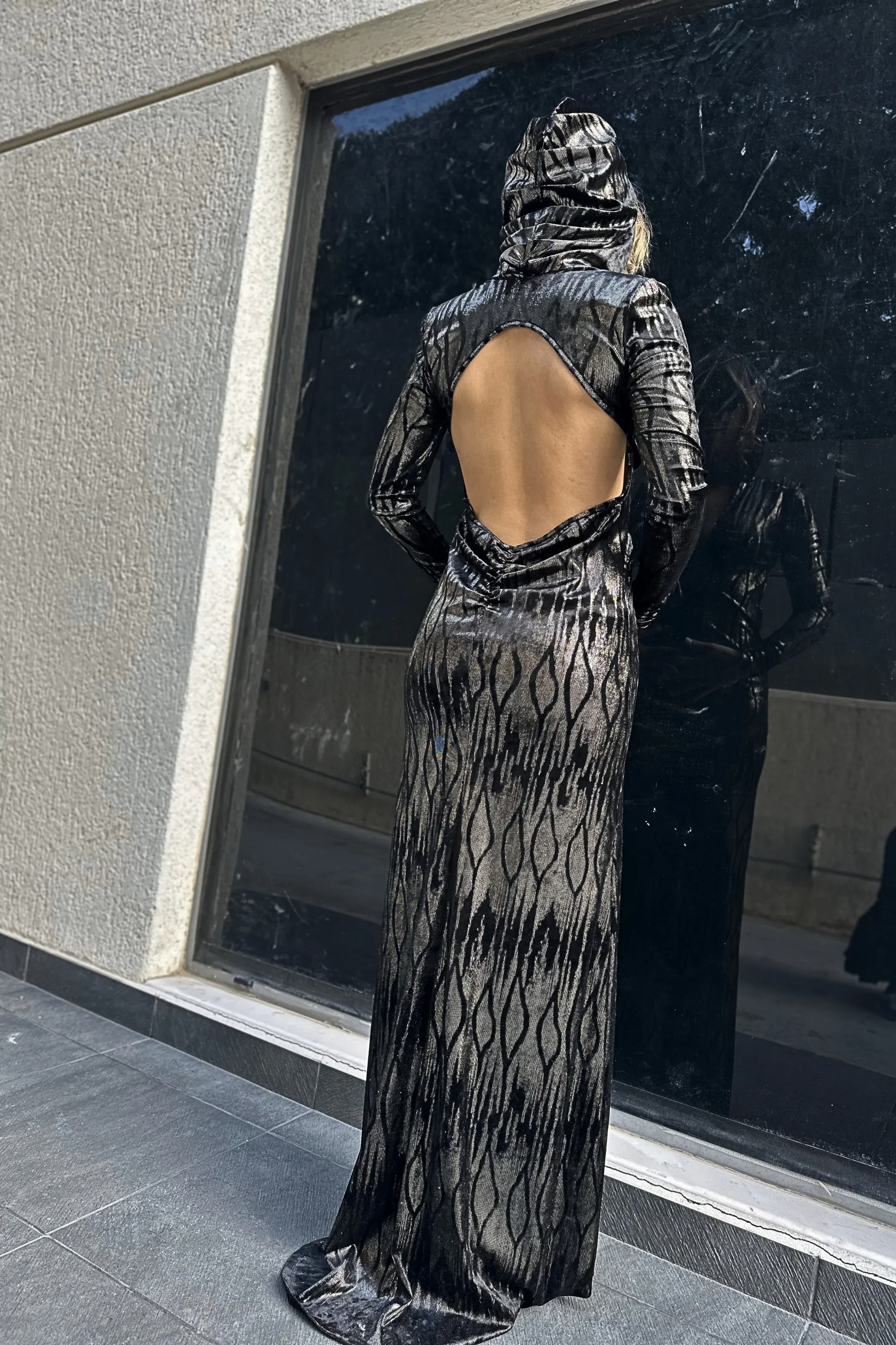 HOODIE GOWN