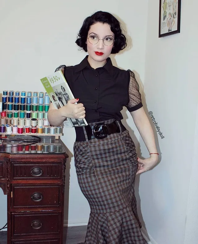 Houndstooth Mermaid Skirt with Belt