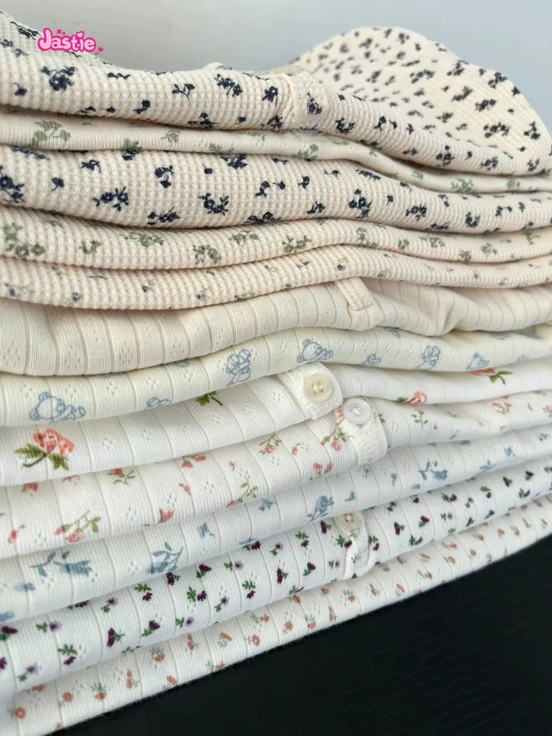 JazzHer Vintage Floral Print Button Sleeveless Vests Women Summer New Cotton Soft Lace Slim V-neck Tank Tops Sweet Cute Chic Camis Y2K