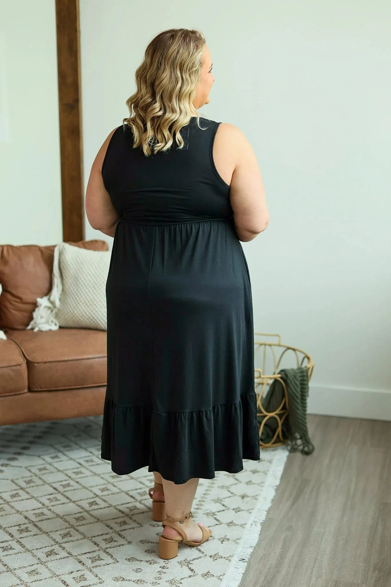Lennon Tiered Midi Dress (lots of colors!)