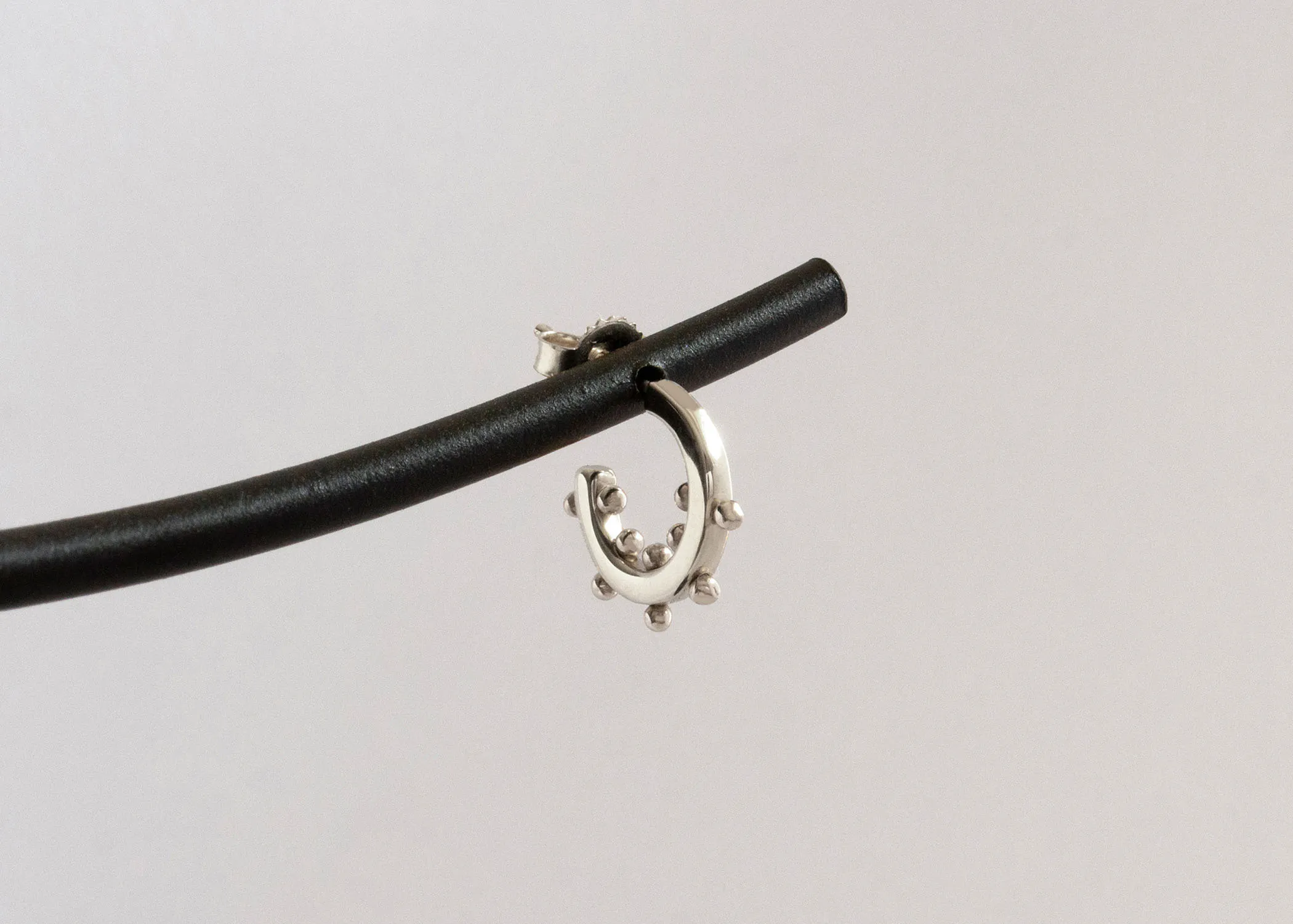 Mini Narumi Hoops