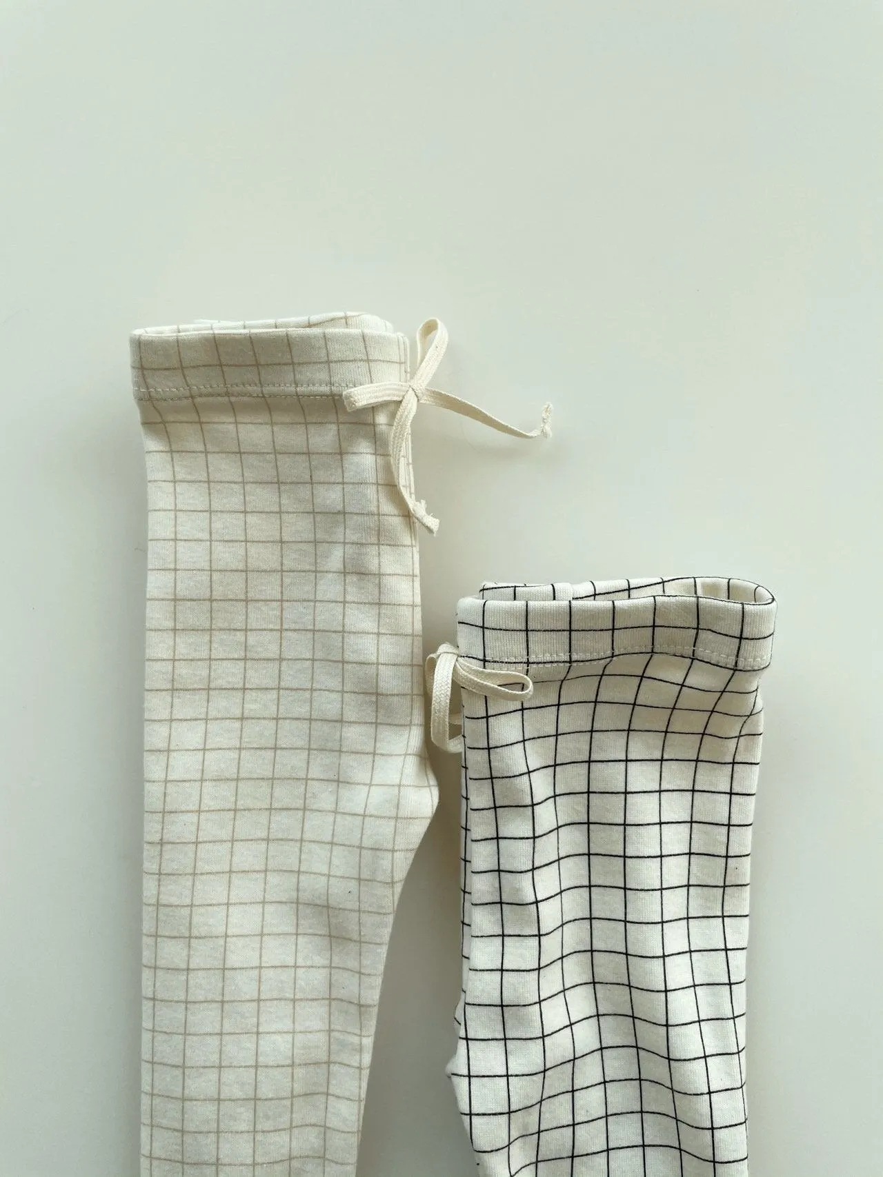 Monbebe Pin Legging (2 colour options)