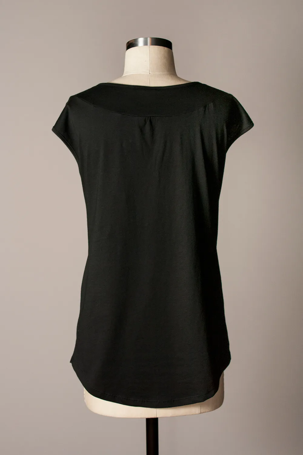Ranunculus Tee