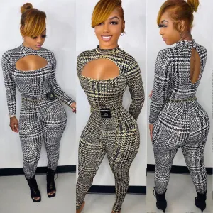Sexy open back printed jumpsuit （Without waist chain bag）(AY1581)