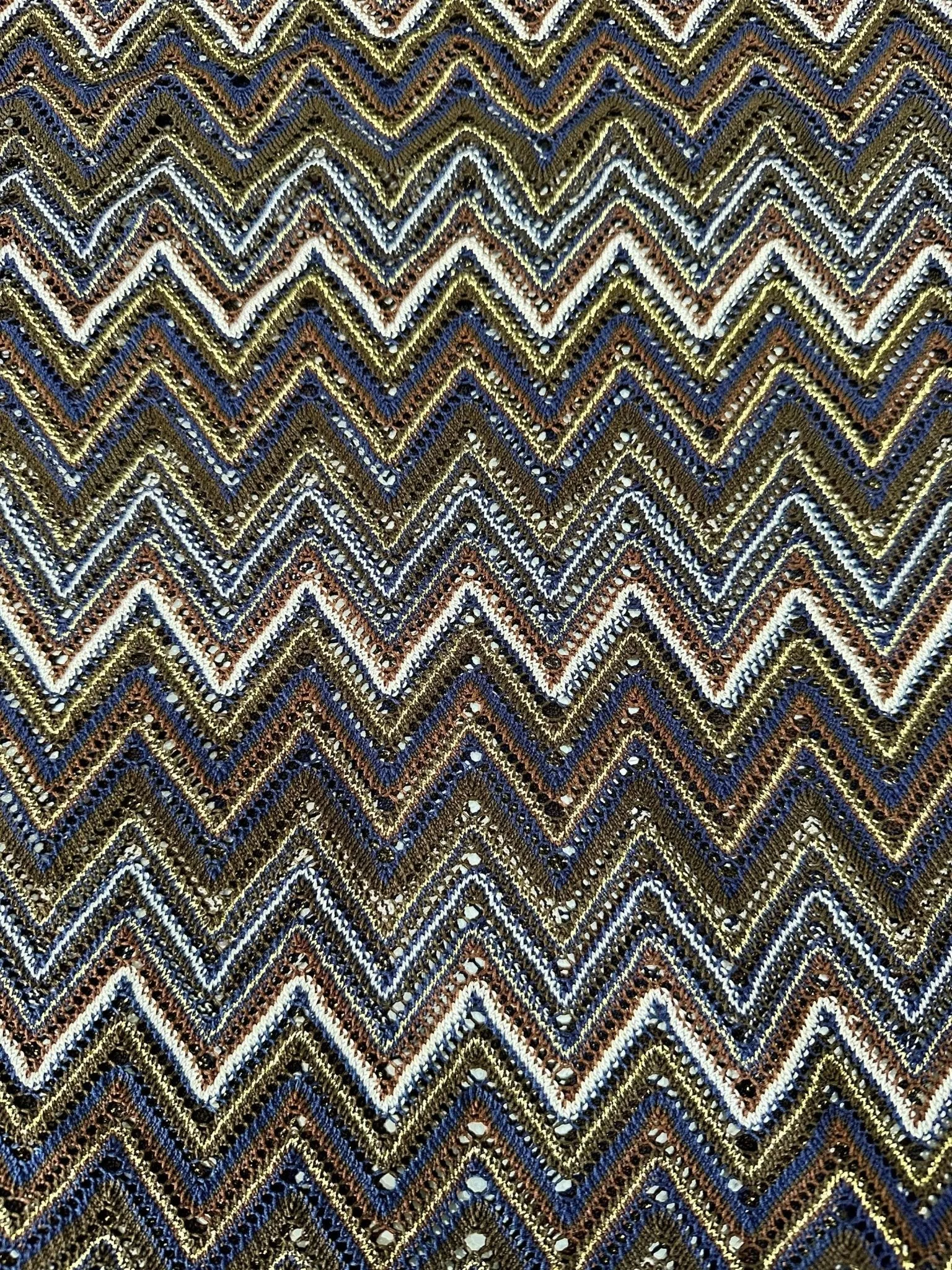 Shimmering Zigzag Knitted Mesh Fabric - Stretchy Elastic Jersey for Creative Projects