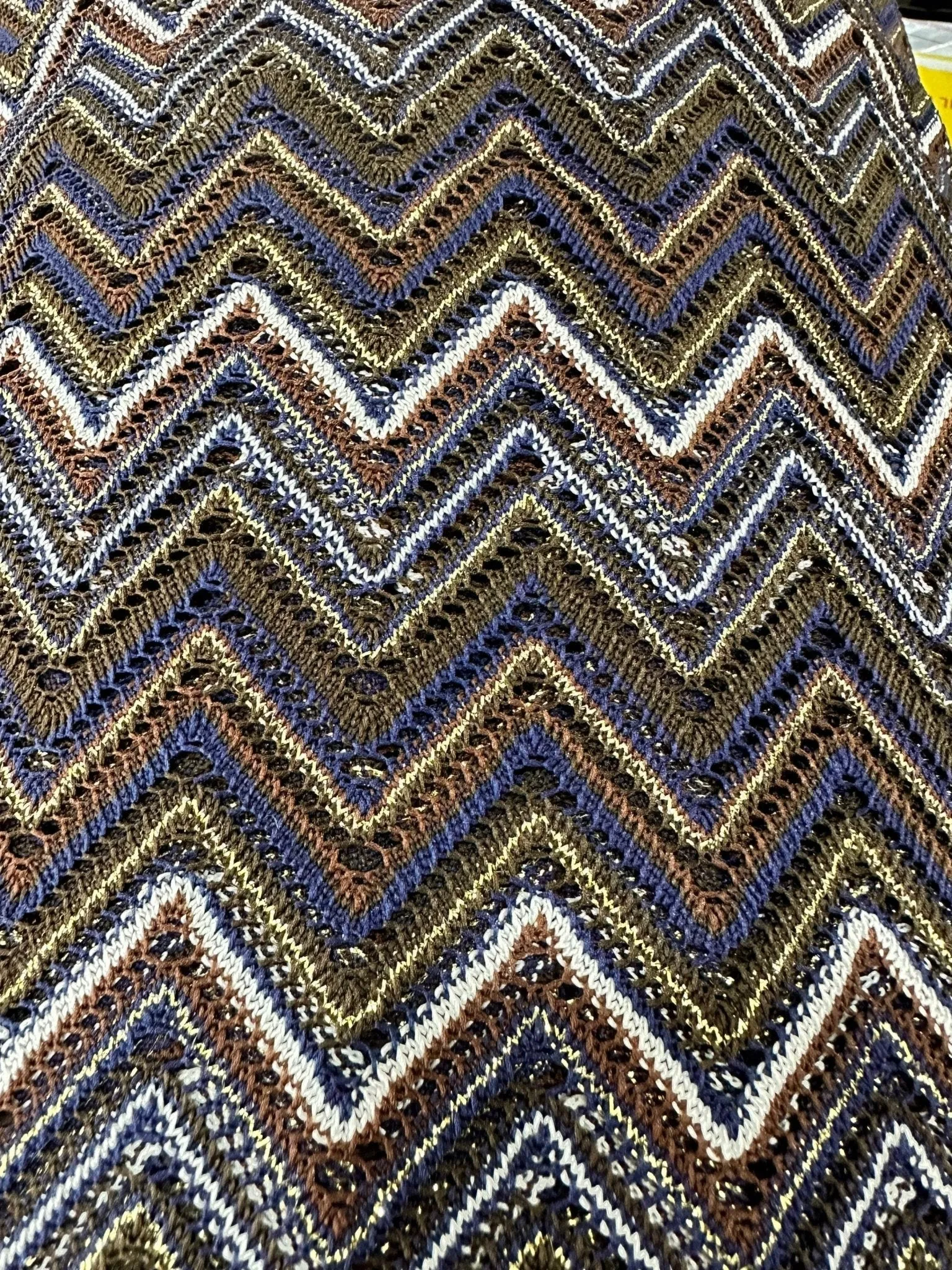 Shimmering Zigzag Knitted Mesh Fabric - Stretchy Elastic Jersey for Creative Projects