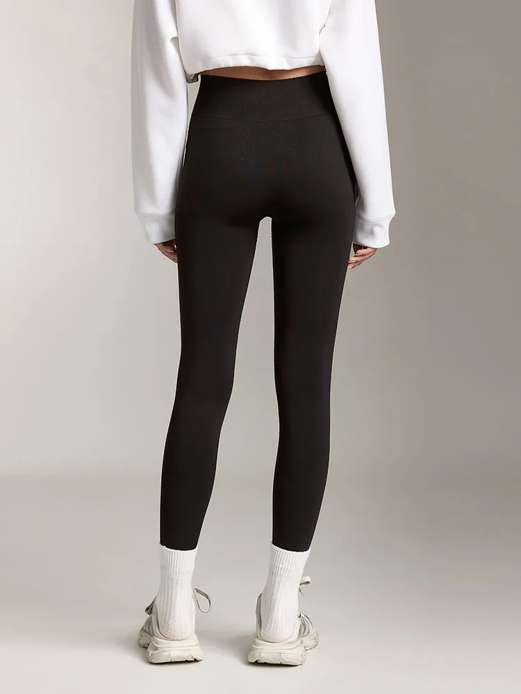 Stretch Knit Leggings In Black