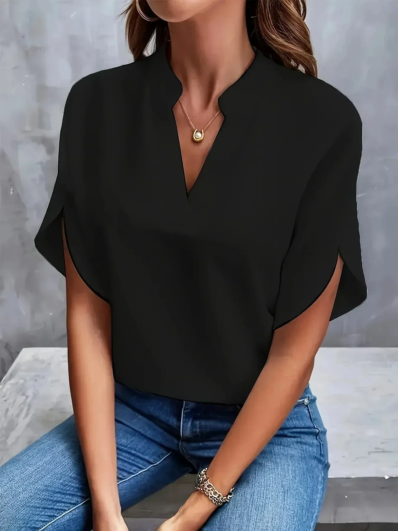 Thalia™ | Elegant Blouse with Tailored Fit