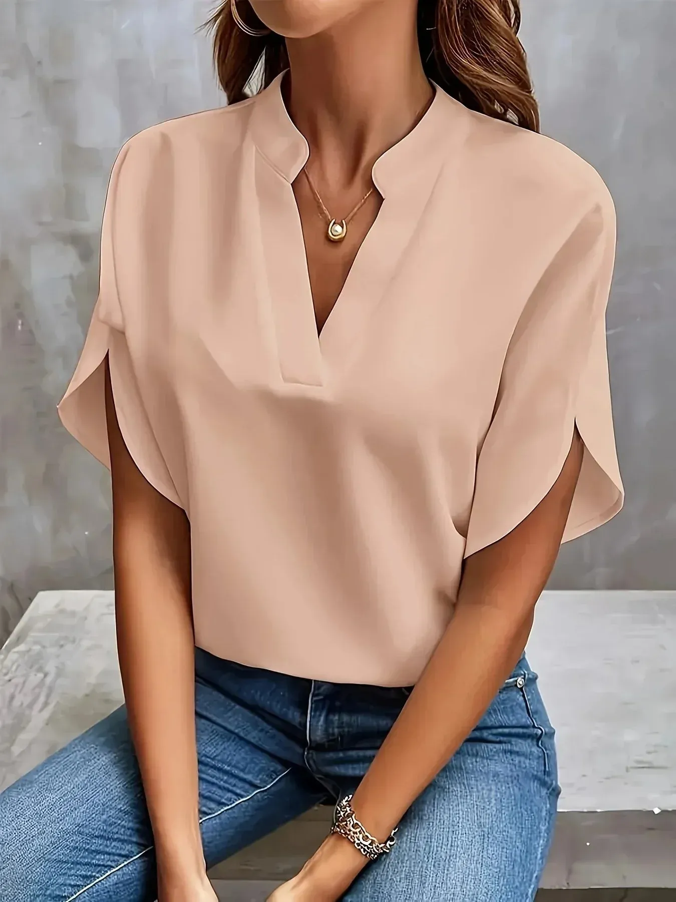 Thalia™ | Elegant Blouse with Tailored Fit