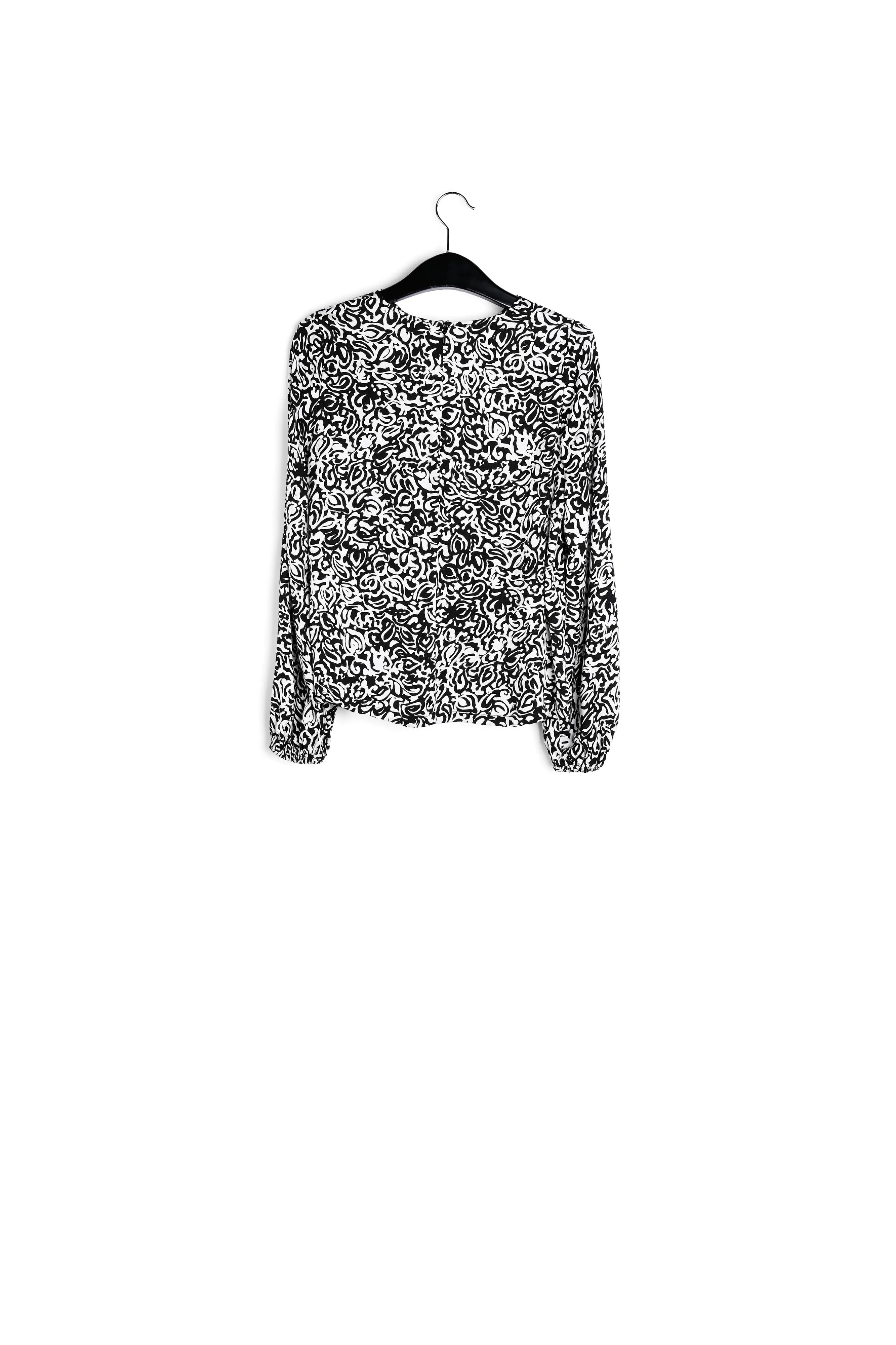 Wide sleeve top